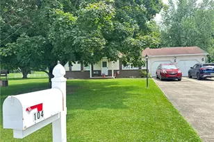 104 Tracy Ln, Franklin Township, PA 16001 - Photo 13