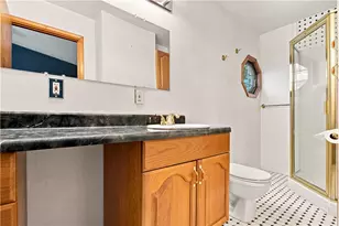 5624 Tracy Dr, Bethel Park, PA 15236 - Photo 19