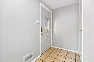 5624 Tracy Dr, Bethel Park, PA 15236 - Photo 7