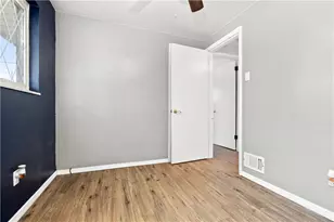 5624 Tracy Dr, Bethel Park, PA 15236 - Photo 21