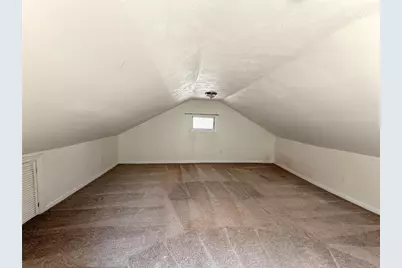 18 Furley St, Pittsburgh, PA 15220 - Photo 9