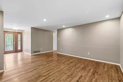 265 McIntyre Rd, Ross Twp, PA 15237 - Photo 5