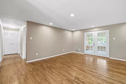 265 McIntyre Rd, Ross Twp, PA 15237 - Photo 3