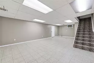 265 McIntyre Rd, Ross Twp, PA 15237 - Photo 31