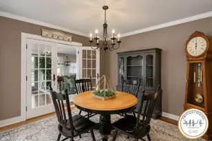 904 Plymouth Ln, Ellwood City, PA 16117 - Photo 9