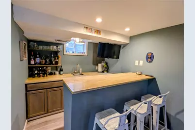 513 W Miller Ave, Munhall, PA 15120 - Photo 25