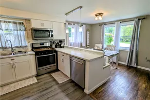 513 W Miller Ave, Munhall, PA 15120 - Photo 11