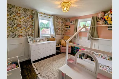 513 W Miller Ave, Munhall, PA 15120 - Photo 17