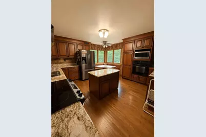 135 Phillips Rd, Burgettstown Boro, PA 15021 - Photo 21