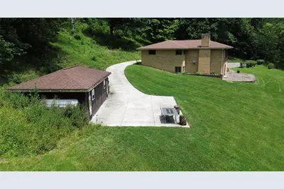 135 Phillips Rd, Burgettstown Boro, PA 15021 - Photo 7