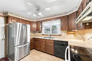 508 Arizona Dr, Lower Burrell, PA 15068 - Photo 13