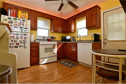 3194 Ridgeway Dr, South Park, PA 15129 - Photo 7