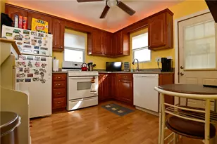 3194 Ridgeway Dr, South Park, PA 15129 - Photo 7