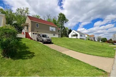 3194 Ridgeway Dr, South Park, PA 15129 - Photo 5
