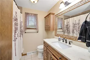 120 Lyn Dale Dr, Center Township, PA 16001 - Photo 19