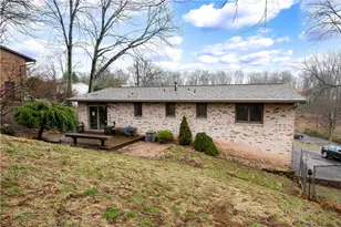 120 Lyn Dale Dr, Center Township, PA 16001 - Photo 29