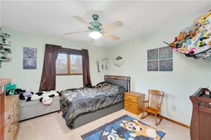 120 Lyn Dale Dr, Center Township, PA 16001 - Photo 17