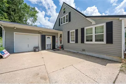 492 Mapletown Road, Carmichaels-Cumberland, PA 15334 - Photo 5