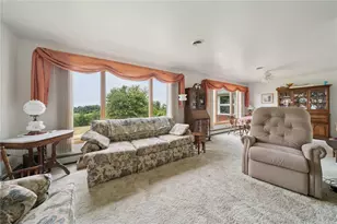 277 Highberger Rd, Sewickley Township, PA 15637 - Photo 9