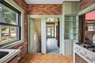 1427 Duss Ave, Ambridge, PA 15003 - Photo 13