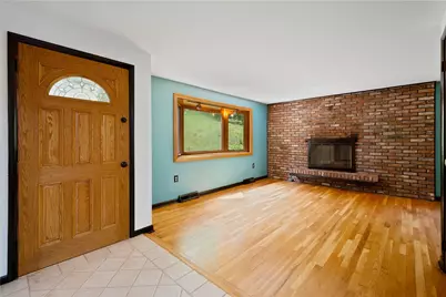 712 Baldwin Rd, Robinson Twp, PA 15205 - Photo 5