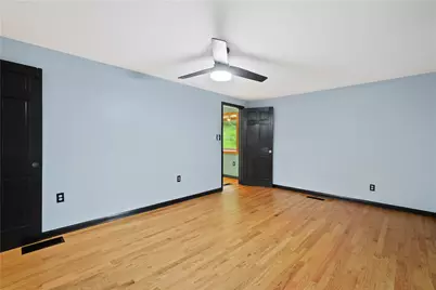 712 Baldwin Rd, Robinson Twp, PA 15205 - Photo 19