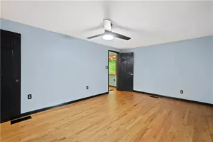 712 Baldwin Rd, Robinson Twp, PA 15205 - Photo 19
