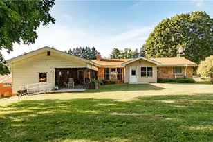 118 Oak Hills Manor, Penn Township, PA 16002 - Photo 17
