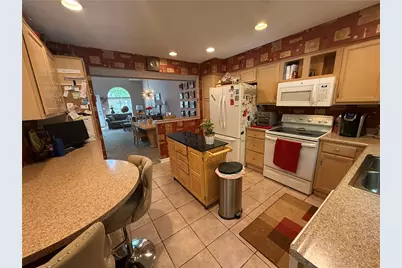 584 Newport Dr, Pittsburgh, PA 15235 - Photo 7