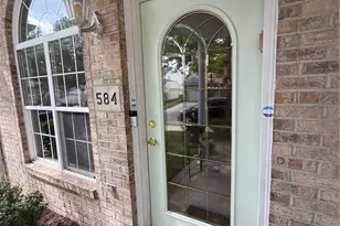584 Newport Dr, Pittsburgh, PA 15235 - Photo 3