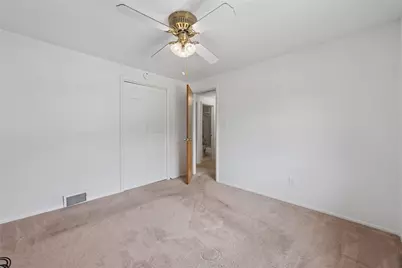 103 Jeanine Ct, Trafford, PA 15085 - Photo 13