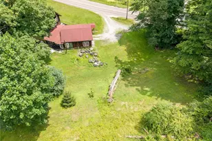 433 White School Rd, Unity Township, PA 15601 - Photo 7