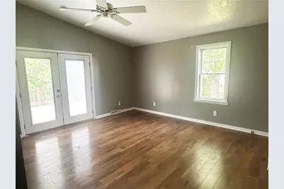 1515 Marion Ave, Monessen, PA 15062 - Photo 7