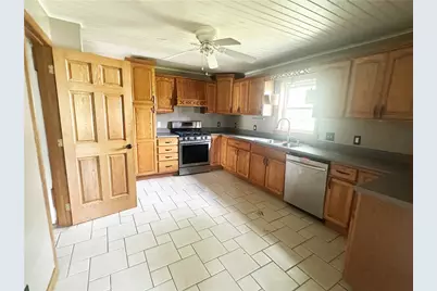 1515 Marion Ave, Monessen, PA 15062 - Photo 5