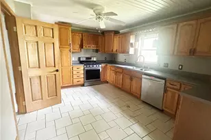 1515 Marion Ave, Monessen, PA 15062 - Photo 5