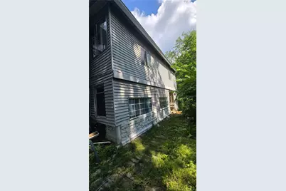 354 Cliff Mine Rd, Coraopolis, PA 15108 - Photo 1