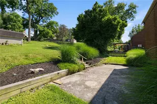 247 McMurray Rd, Pittsburgh, PA 15241 - Photo 25
