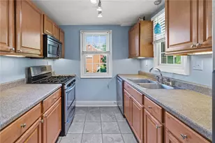 247 McMurray Rd, Pittsburgh, PA 15241 - Photo 11