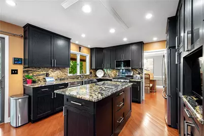 717 Stonegate Drive, Collier Township, PA 15071 - Photo 9