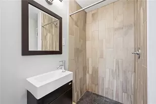2400 Leticoe St, Pittsburgh, PA 15203 - Photo 17