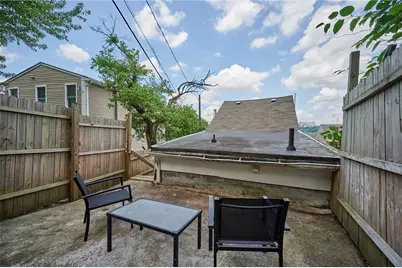2400 Leticoe St, Pittsburgh, PA 15203 - Photo 29
