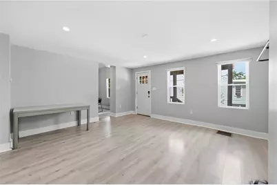 2400 Leticoe St, Pittsburgh, PA 15203 - Photo 5
