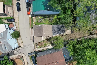 2400 Leticoe St, Pittsburgh, PA 15203 - Photo 37