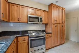 5462 Pocusset St, Pittsburgh, PA 15217 - Photo 21