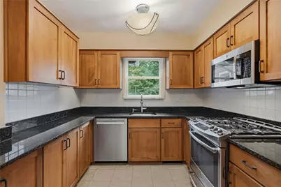 5462 Pocusset Street, Pittsburgh, PA 15217 - Photo 19