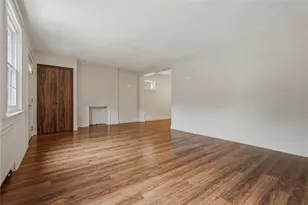 5462 Pocusset St, Pittsburgh, PA 15217 - Photo 9
