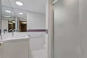 5462 Pocusset St, Pittsburgh, PA 15217 - Photo 37