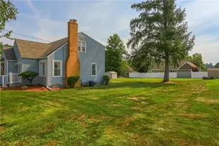 116 Golf Ave, Ellport, PA 16117 - Photo 11