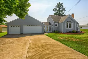 116 Golf Ave, Ellport, PA 16117 - Photo 9
