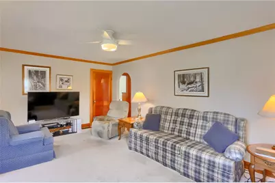 116 Golf Ave, Ellport, PA 16117 - Photo 17